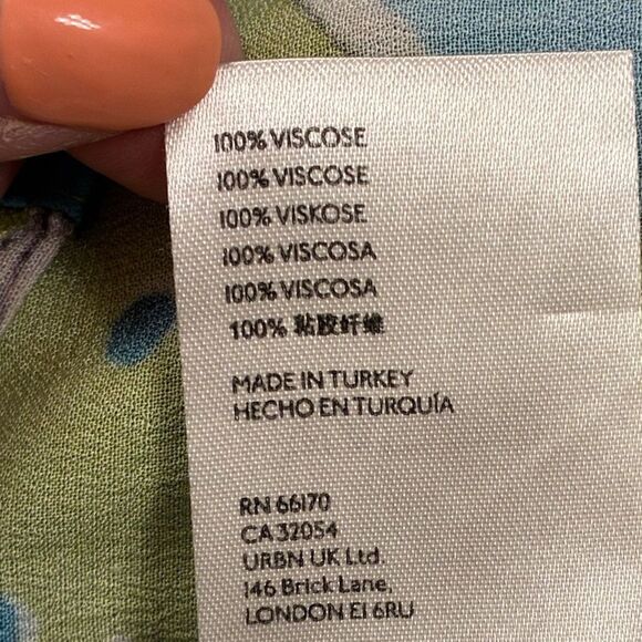 VERA FOR ANTHROPOLOGIE Valley Flutter-Sleeved Buttondown Women’s Size Medium - Picture 11 of 12